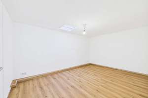 Poppenbütteler Unikat! Sanierter Bungalow mit Wohnkeller zur Miete – Die vollständige Adresse der Immobilie erhältst du vom Anbieter., 22399 Hummelsbüttel, Hamburg – Vorschaubild 26