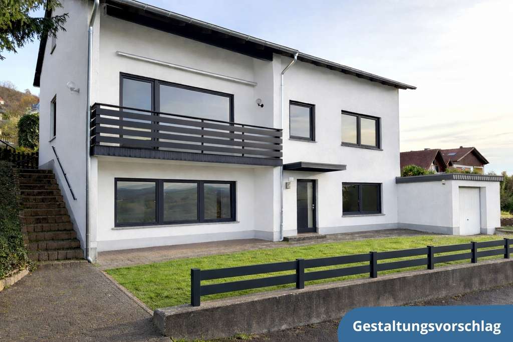Immobilie in Schieder-Schwalenberg - Projekt Eigenheim: Einfamilienhaus mit Weitblick und Potenzial - Bild 0