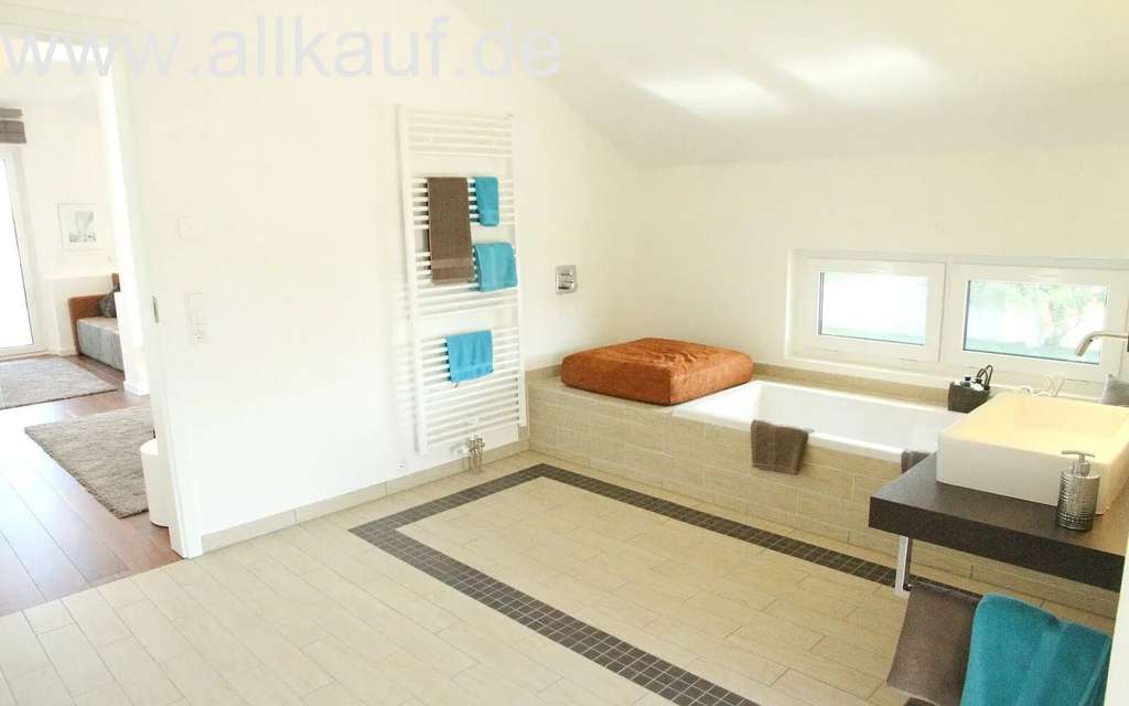 Immobilie in Pfofeld - Bungalow Lifetime 11 - Ihr individuell gestaltbares Zuhause mit großzügigem Raumangebot inklusive Ba - Bild 4