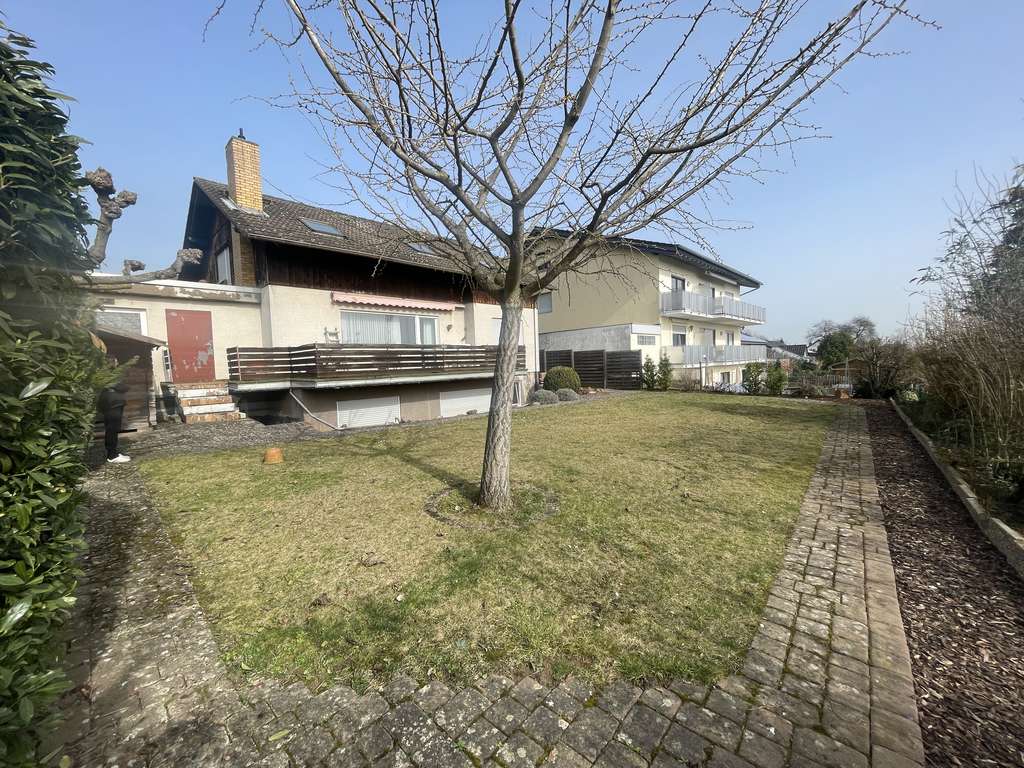 Immobilie in Zornheim - NEUES ANGEBOT! Großes freistehendes Einfamilienhaus mit Doppelgarage in Fernblicklage Zornheim - Bild 1