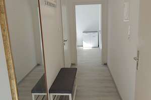 Komplett möblierte kleine 2 ZKB DG-Wohnung  – Kopernikusstraße 8, 86179 Haunstetten-Nord, Augsburg – Vorschaubild 3