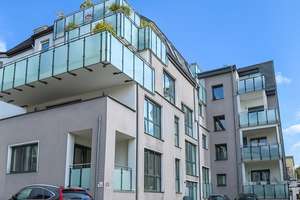 Kernsanierter 4-Zimmer Familientraum mit Stellplatz in Toplage  – Die vollständige Adresse der Immobilie erhältst du vom Anbieter., 42651 Solingen-Mitte, Solingen – Vorschaubild 2