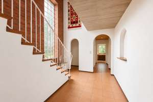 Schönes 2-Familienhaus mit Renovierungsbedarf-großzügiges Eckgrundstück in gefragter Lage von Poing – Die vollständige Adresse der Immobilie erhältst du vom Anbieter., 85586 Poing – Vorschaubild 5