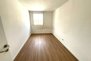 Gut geschnittene 4-Zimmer-Wohnung in Fürth – Lange Straße 76, 90762 Stadtpark, Stadtgrenze, Fürth – Vorschaubild 8