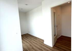 NEUBAU / ERSTBEZUG - Wohnen im Orplid! Hochwertige  2,5- Zimmer Wohnung mit Terrasse zu vermieten – Truderinger Str. 88a, 81673 Josephsburg, München – Vorschaubild 7