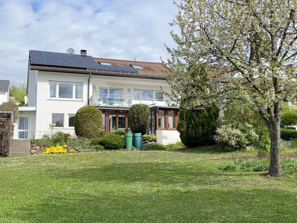 Hausansicht vom Garten aus
