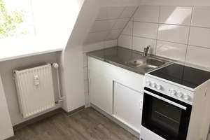 Ein tolles Wohngefühl: ideale 1,5-Zi.-Dachgeschoss-Wohnung und frisch renoviert! – Dürerstr. 12, 23564 Sankt Jürgen, Lübeck – Vorschaubild 3