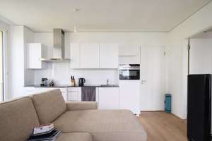 Ruhige 2-Zimmer-Wohnung am Ackermannbogen mit Balkon zum begrünten Innenhof – Petra-Kelly-Straße 15, 80797 Schwere-Reiter-Straße, München – Vorschaubild 4