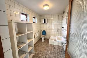 Freistehendes Mehrfamilienhaus in hervorragender Lage – Die vollständige Adresse der Immobilie erhältst du vom Anbieter., 51373 Küppersteg, Leverkusen – Vorschaubild 11