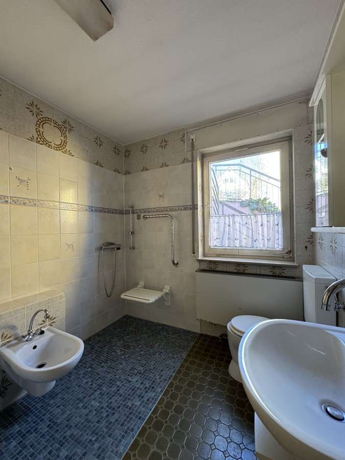 Immobilie in Mühlacker - Weinbergblick! 1- oder 2-Familienhaus in aussichtsreicher Lage - Bild 5