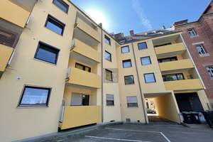 Schöne Wohnung in Burgnähe mit Balkon und Einbauküche  - Möblierung ist auf Wunsch dabei – Friedrichstraße 8, 90408 Pirckheimerstraße, Nürnberg – Vorschaubild 1