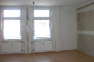Geräumige 4 Zimmer Wohnung im ersten OG – Gottliebstraße 99, 47166 Alt-Hamborn, Duisburg – Vorschaubild 2