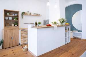 Mittendrin und doch ganz ruhig: 2 Zimmer mit Balkon im SF, 2. OG, saniert & idyllisch – Die vollständige Adresse der Immobilie erhältst du vom Anbieter., 10439 Prenzlauer Berg, Berlin – Vorschaubild 4