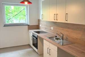 * RUHIG & GRÜN WOHNEN IM BELIEBTEN STAAKEN: MIT EINBAUKÜCHE, DUSCHBAD, DESIGNBODEN & 2 BALKONE! * – Spandauer Str. 17 C, 13591 Staaken, Berlin – Vorschaubild 3