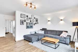 Ruheoase! Breit gebaut & clever geschnitten: Ihr neues Zuhause in Stapelfeld! – Stormarn (Kreis) – Vorschaubild 2