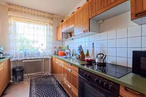 3-Zimmerwohnung mit Tiefgaragenplatz // Gute Lage - Vermietet – Die vollständige Adresse der Immobilie erhältst du vom Anbieter., 72764 Reutlingen-Mitte, Reutlingen – Vorschaubild 4