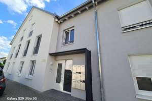 Moderne 3-Zi.-Erdgeschosswohnung mit Einbauküche, 112,3 qm, in KA-Neureut ab 01.08.2026 verfügbar