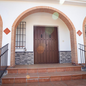 Villa zum Verkauf in der Stadt Villanueva del Rosario, Provinz Malaga