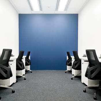 Großraumbüros für 15 Personen in HQ Dornhoffstrasse