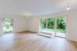 Einziehen und Wohlfühlen: Sanierte 4-Zimmer-Wohnung mit TERRASSE in ruhiger Lage