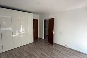 Schöne 3 Zimmer Wohnung nähe Schlosspark und Benrather Krankenhaus, befristet – 40593 Urdenbach, Düsseldorf – Vorschaubild 13