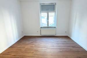 Frisch renovierte 3-Zimmer-Erdgeschosswohnung mit Wohlfühlcharakter in Essen-Steele