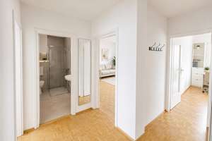 Wohnen zwischen Olympiapark & Luitpoldpark – Stilvolle 3-Zimmer-Wohnung – Die vollständige Adresse der Immobilie erhältst du vom Anbieter., 80809 Am Luitpoldpark, München – Vorschaubild 5