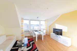 * Top-Lage in Derendorf - WG geeignet - Nähe HSD/FOM *Helles DG mit tollem Weitblick* – Die vollständige Adresse der Immobilie erhältst du vom Anbieter., 40477 Derendorf, Düsseldorf – Vorschaubild 1