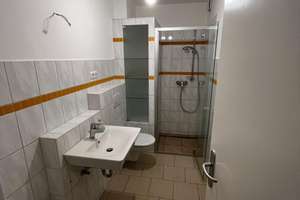 Helle 2,5-Zimmer Hochparterre-Wohnung in Kiel-Wik mit Balkon – Die vollständige Adresse der Immobilie erhältst du vom Anbieter., 24106 Wik, Kiel – Vorschaubild 5