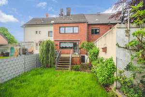 Charmantes Reihenmittelhaus mit Garage und modernem Bad in beliebter Lage von Eschweiler-Dürwiß – Die vollständige Adresse der Immobilie erhältst du vom Anbieter., 52249 Eschweiler – Vorschaubild 2