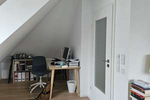 KfW-55 Doppelhaushälfte in München-Trudering mit Wärmepumpe, Garten & EBK – Die vollständige Adresse der Immobilie erhältst du vom Anbieter., 81825 Gartenstadt Trudering, München – Vorschaubild 24