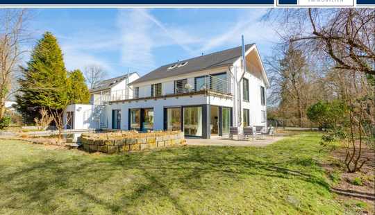 Bild von Einzigartiges Domizil für die ganze Familie mit Schwimmteich und separater Einliegerwohnung