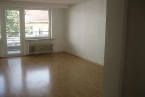 Freundliche 3-Zimmer-Hochparterre-Wohnung mit Balkon in Pforzheim – 75173 Südweststadt, Pforzheim – Vorschaubild 3