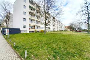 Kleine 3-Raumwohnung im Erdgeschoß mit Balkon, sucht Nachmieter!