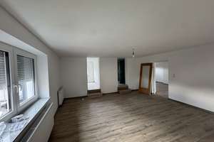 Alltagstaugliche 3-Zimmer-Wohnung in Sinzing – Muggenthalerstraße 4, 93161 Sinzing – Vorschaubild 3