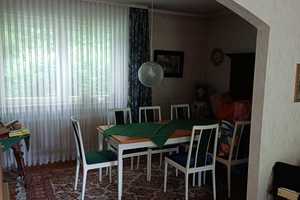 Reiheneck-Haus von Privat, 357m² Grundstück, in Schwalbach am Taunus, OT Limes, BJ 1969, Fernwärme – Mecklenburger Straße 62, 65824 Main-Taunus-Kreis – Vorschaubild 2