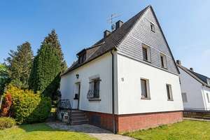 Bönen - freistehendes Einfamilienhaus in  zentraler Wohnlage – Die vollständige Adresse der Immobilie erhältst du vom Anbieter., 59199 Bönen – Vorschaubild 1