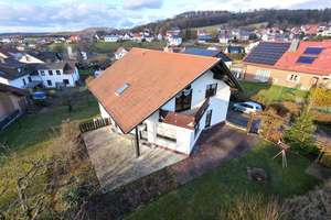 Familienfreundliches Einfamilienhaus sucht neue Eigentümer – Die vollständige Adresse der Immobilie erhältst du vom Anbieter., 34621 Frielendorf – Vorschaubild 4