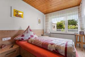 Doppelhaushälfte mit Charme und Platz für Ihre Wohnideen in Oldenburg – Die vollständige Adresse der Immobilie erhältst du vom Anbieter., 26133 Kreyenbrück, Oldenburg (Oldenburg) – Vorschaubild 4