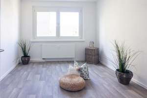 Direkt am Schlossteich gelegene 3-Raum-Wohnung mit Balkon – Nordstr. 14, 9113 Zentrum, Chemnitz – Vorschaubild 3