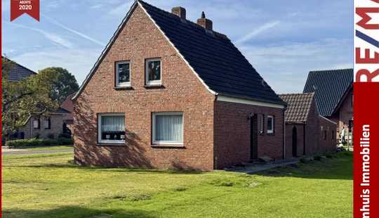 Bild von Handwerker aufgepasst!
Einfamilienhaus mit großem Grundstück!