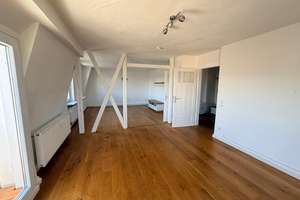Lichtdurchflutete 4-Zimmer-Wohnung mit Balkon, Garage & Einbauküche in der Südweststadt – Die vollständige Adresse der Immobilie erhältst du vom Anbieter., 75173 Südweststadt, Pforzheim – Vorschaubild 3