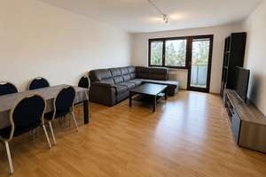 Moderne 3-Zimmer-Wohnung im Hirschpfad – Balkon, Aufzug & Blick ins Grüne – Die vollständige Adresse der Immobilie erhältst du vom Anbieter., 71735 Eberdingen – Vorschaubild 2