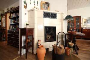 Charme und Charakter inklusive: Teilunterkellertes Wohnhaus mit Wintergarten, Sauna und Swimmingpool – Die vollständige Adresse der Immobilie erhältst du vom Anbieter., 24837 Schleswig – Vorschaubild 6