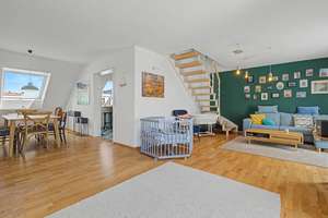 Traumhafte Maisonette-Wohnung in der begehrten Karlsruher Weststadt – Die vollständige Adresse der Immobilie erhältst du vom Anbieter., 76185 Weststadt, Karlsruhe – Vorschaubild 2