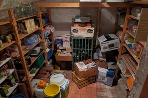 Für die kleine Familie: Reihenmittelhaus mit schattiger Weinlaube und hübschem Gärtchen! – Die vollständige Adresse der Immobilie erhältst du vom Anbieter., 70327 Untertürkheim (Ortsteil), Stuttgart – Vorschaubild 23