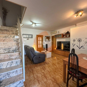 Haus zum Verkauf in Les Pedreres, 4 Schlafzimmer.