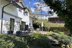Wohnen mit Stil: Modernisiertes Einfamilienhaus mit Garage & großem Grundstück – ideal für Familien – Die vollständige Adresse der Immobilie erhältst du vom Anbieter., 94505 Bernried – Vorschaubild 26