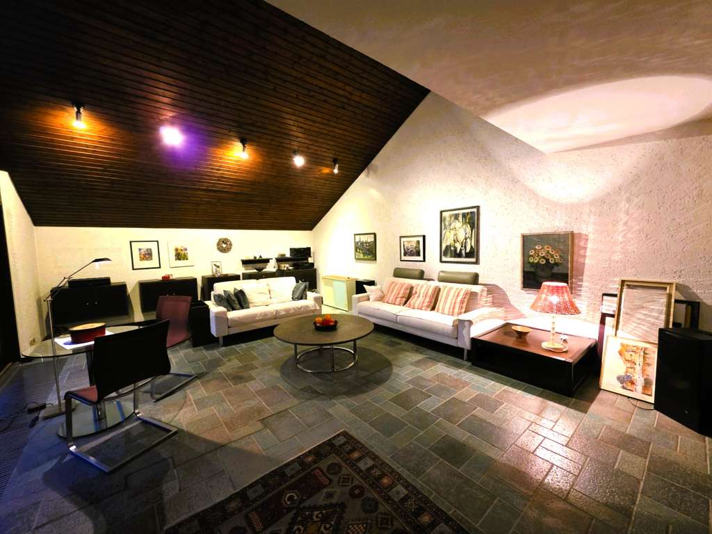 Immobilie in Altweidelbach - Außergewöhnliches ARCHITEKTENHAUS trifft parkähnliches GARTENPARADIES! - Bild 4