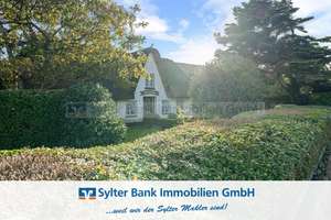 Charaktervolles Sylter Ensemble in zentraler und strandnaher Lage – Die vollständige Adresse der Immobilie erhältst du vom Anbieter., 25980 Sylt (Gemeinde) – Vorschaubild 1